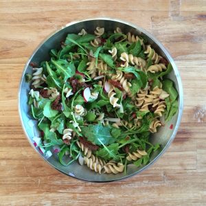 pastasalade met radijsjes